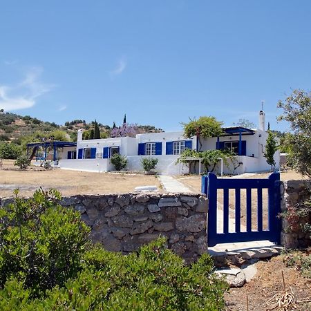 Aroura Homes 4Br Beachfront Villa Spétses Dış mekan fotoğraf