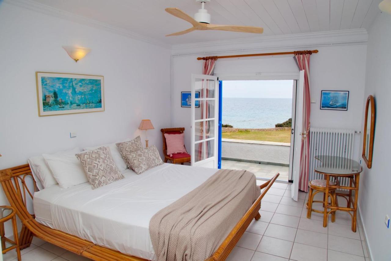 Aroura Homes 4Br Beachfront Villa Spétses Dış mekan fotoğraf