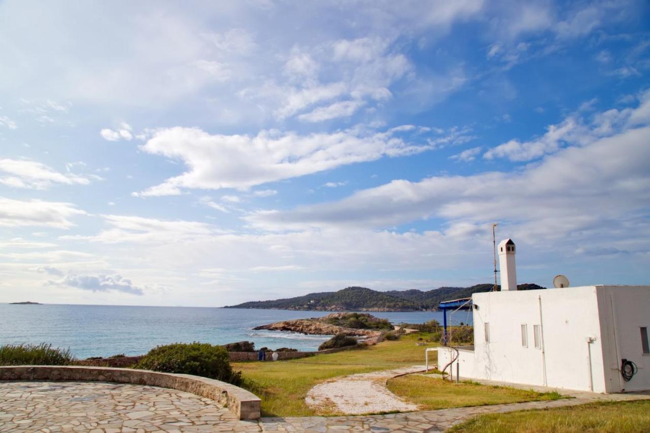 Aroura Homes 4Br Beachfront Villa Spétses Dış mekan fotoğraf