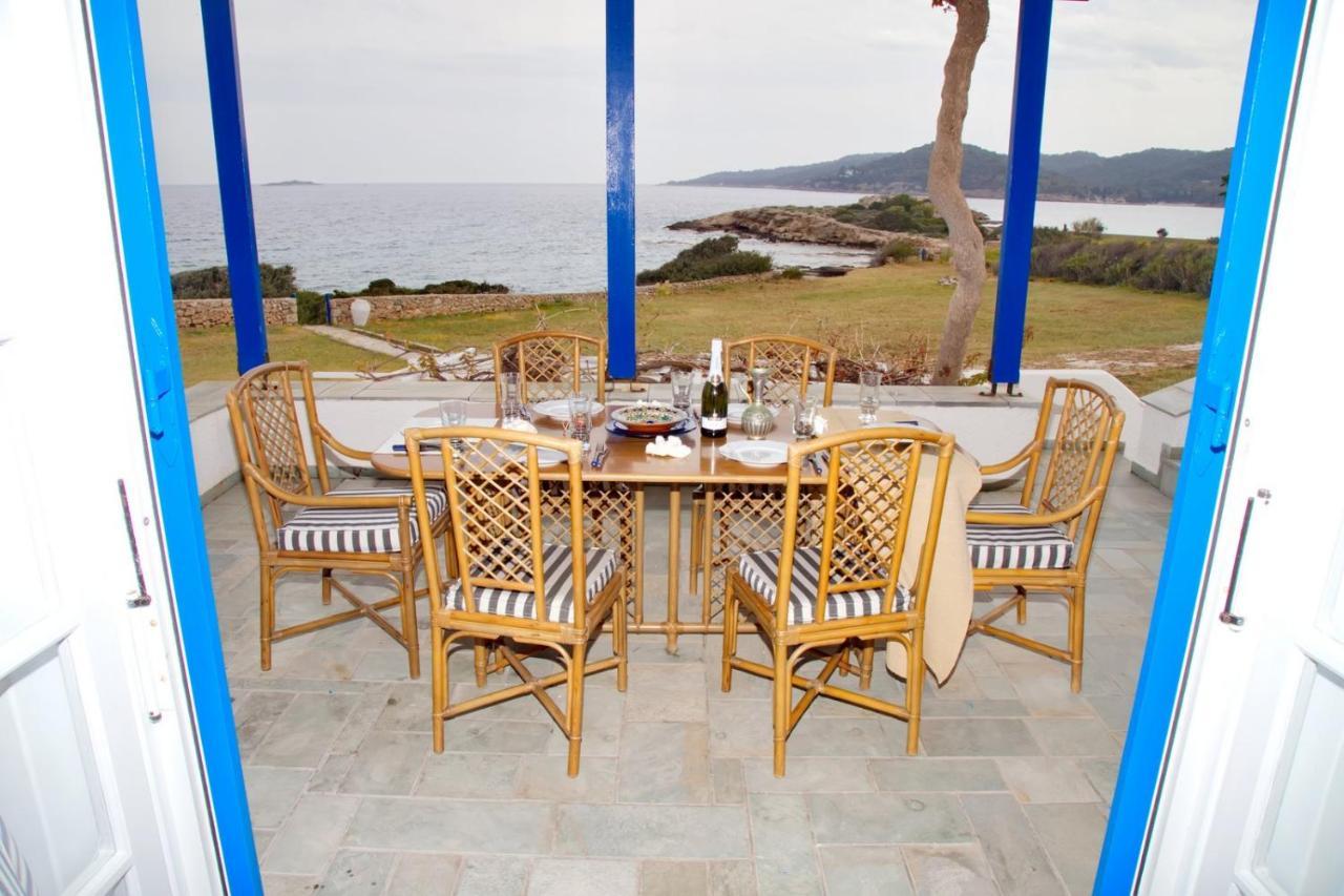 Aroura Homes 4Br Beachfront Villa Spétses Dış mekan fotoğraf