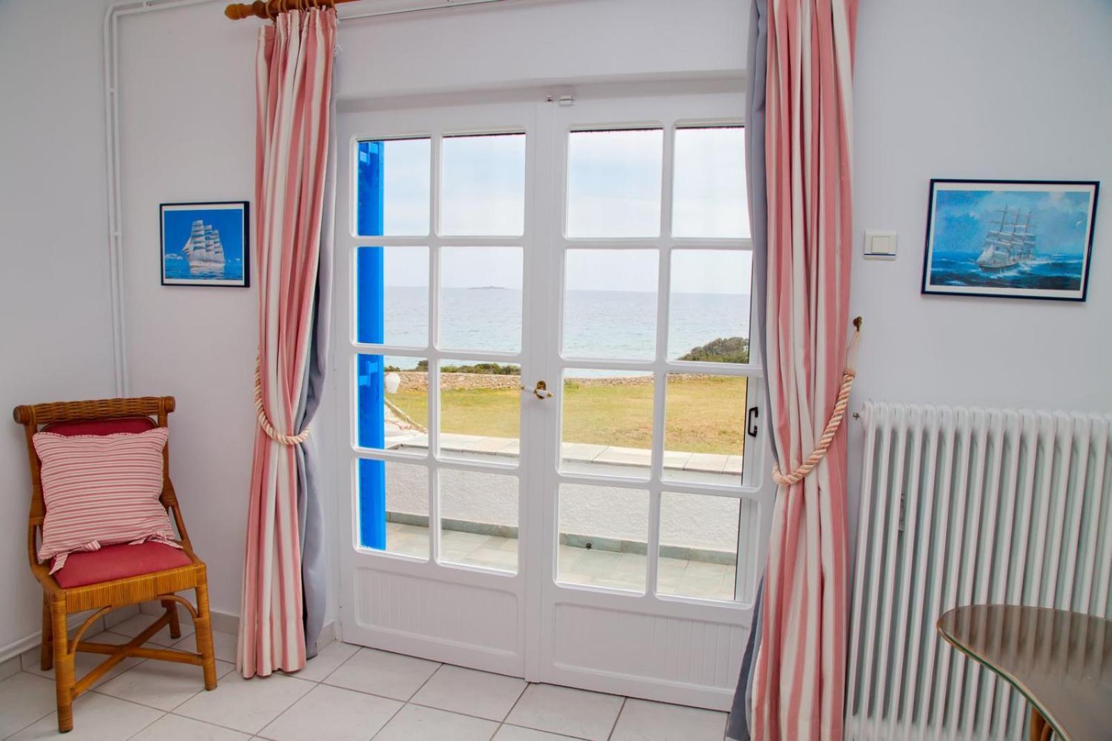 Aroura Homes 4Br Beachfront Villa Spétses Dış mekan fotoğraf