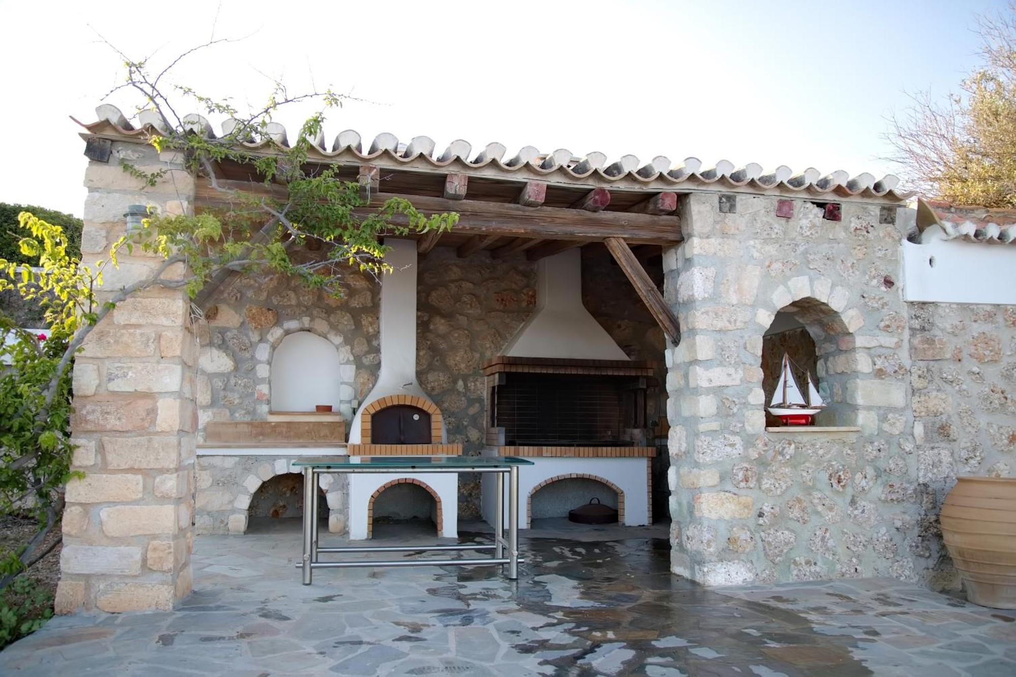 Aroura Homes 4Br Beachfront Villa Spétses Dış mekan fotoğraf
